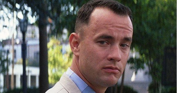 how old was Tom Hanks in Forrest Gump